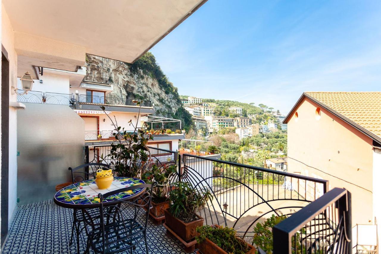 Sirentum Suite Sorrento Exterior photo